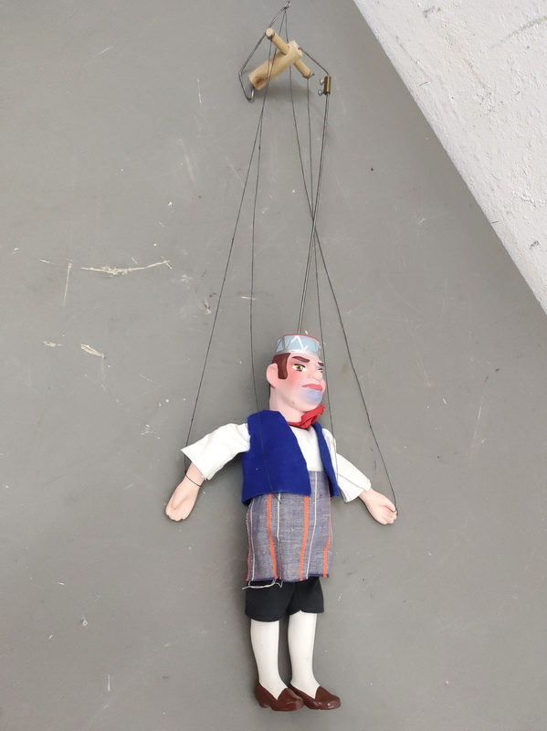 marioneta hombre madera tela alt 27-57 1u